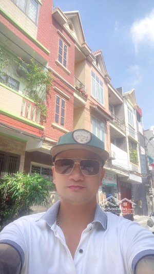 uy nỗ, đông anh - gia đình chuyển công tác, cần bán nhà 4 tầng mới đẹp. ô tô tránh, kinh doanh