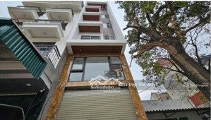 mặt phố nguyễn sơn, long biên, 145m2,mặt tiền 5.5m, 10 tầng , view hồ , 68 tỷ