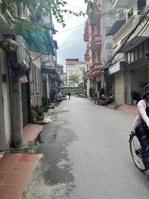 siêu mẫu an thắng - biên giang - hà đông * 33m2 * 5tầng * giá 3.75tỷ có thương lượng .