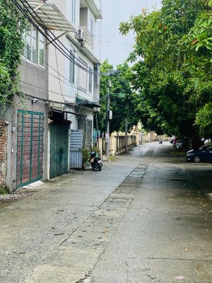 đất đông ngạc ô tô ngủ trong nhà - tiềm năng sinh lời lớn