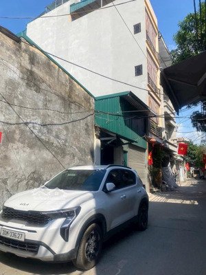 tặng nhà cấp 4 khi mua đất tại phố trần hoà, định công, mặt tiền rộng cách ô tô tránh 20m giá 1,25