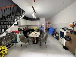 bán nhà 3 tầng mới mt trần ngọc sương - cẩm lệ