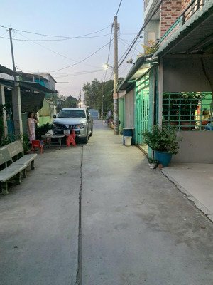 bán đất tại đường bờ xe lam, tân kiên, giá 3,25 tỷ, dt: 88 m2 full thổ cư.