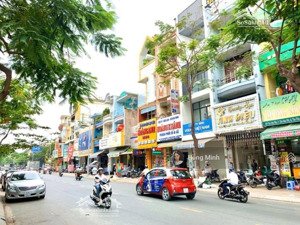 cần bán gấp nhà mới vào ở ngay mt nguyễn tri phương, p4, quận 10 - 6 tầng - giá 9,5 tỷ