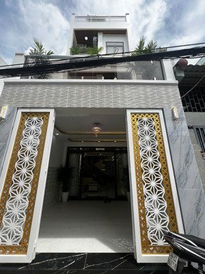 bán nhà 60mv, tại huỳnh tấn phát, quận 7 cũ. liên hệ gặp ti để xem nhà và tl với chủ.