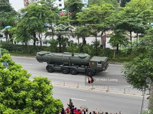 chính chủ bán nhà liền kề trung tâm tây hồ. ô tô tránh - dừng - đỗ ngày đêm. giá nhỉnh 26tỷ