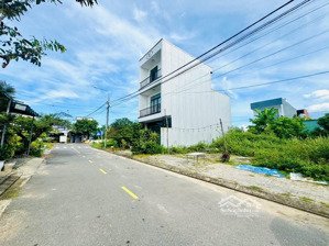 cần bán lô đất trung hoà 3 - gần trường cấp 3 võ chí công - cách cầu khuê đông 2km