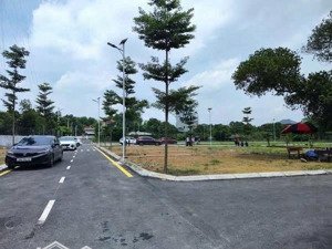 chính chủ cần bán gấp 100m2, mt 5.5m đất ô tô tránh 2.5 tỷ