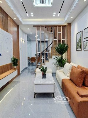 minh khai_ 41m x 4 tầng _ nhà đẹp ở ngay, ngõ thông thoáng, 4 ngả đều hướng về nhà bạn..sổ đỏ cc