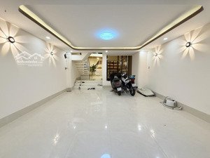 hẻm 6m dương quảng hàm- 60m2-5 tầng. nhà mới ở ngay