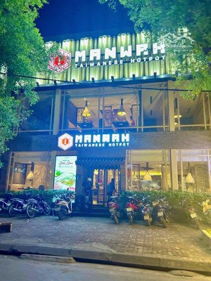 cho thuê mặt bằng kinh doanh phố trần nhân tông, dt 100m2 x 2t, mt 9m, nhận diện cực đỉnh