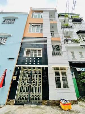 bán nhà tân bình phạm văn hai 4,65m x 6m , 4 tầng giá 6 tỷ 850 thương lượng