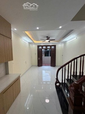 bán nhà long biên 5 tầng siêu hiếm nhà mới tinh khu dân cư ổn định gần oto