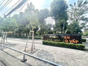 bán nhà 6 tầng hxh 18 chdv khép kín full nội thất có thang máy tiện ích xung quanh trường học, chợ