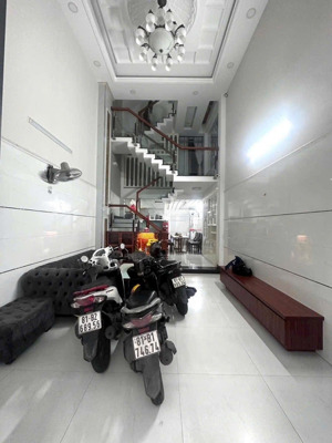 khu phân lô dương quảng hàm- 5 tầng xây mới- nhỉnh 8 tỷ