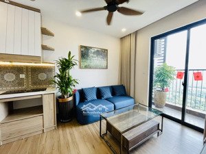 căn hộ 52m2 view trọn nội khu; full nội thất đẹp, giá 4.280 tỷ. liên hệ 