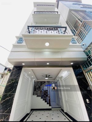 chỉ 3,85 tỷ - nhà ngay sát đại lộ thăng long. xây độc lập. ngõ nông ô tô lùi. 20p tt hà nội