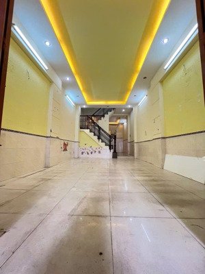 bán nhà mặt tiền khu hương lộ 2 q.bình tân , dt: 4m x 17m , lầu đúc btct , chỉ 6,4 tỷ , hỗ trợ vay