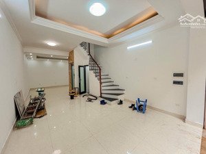 hoàng văn thái 55m2, 5tầng, thang máy ô tô ngủ trong nhà. phân lô mặt tiền quyền lực 4.7m, giá 21tỷ