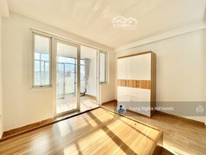 cho thuê 1 phòng ngủ 1 phòng khách tách bếp có ban công đường trần thị trọng - phường 15 - gò vấp