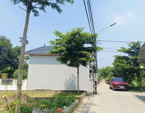 lô góc 2 mặt tiền tại hoàng xá thạch thất. dt 61.2m - mặt tiền 5m nở hậu