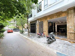 bán xuân la - tây hồ, nhà đẹp diện tích 70m2, ô tô tránh, vỉa hè đá bóng, mặt tiền siêu rộng 6,3m.