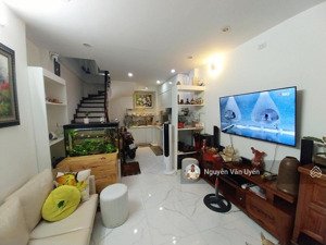 bán nhà, phố trần cung, nghĩa đô, cầu giấy. 42 m2 x 4 tầng x 9,1t tỷ nhà dân xây, cách phố 50m