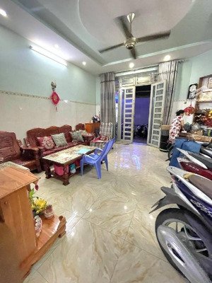bán nhà đường gò dầu tân phú - hẻm xe hơi thông - 53m2 - 5.3x10m - 4 tầng - 4pn - 3wc - 8.7 tỷ tl
