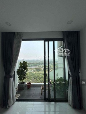 d''lusso quận 2 cũ - trung tâm hành chính - dt : 68 m2( 2 phòng ngủ ) - giá chỉ: 6.4 tỷ ( sổ hồng )