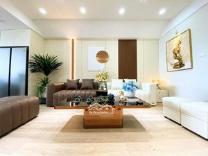 chính chủ bán ch 132m 3n2w giá 8.9 tỷ toà c14 tố hữu, nam từ liêm hn