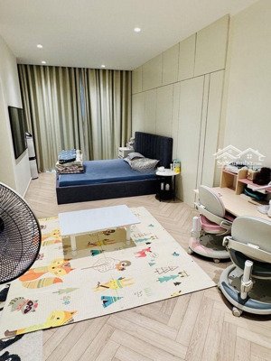 phân lô phố hoàng cầu hai thoáng - thang máy - ôtô tránh - sổ nở hậu - kinh doanh đỉnh 90m2 7 tầng