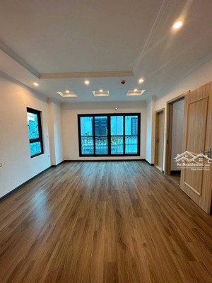 bán nhà phan đình giót 7,3 tỷ, 31m2, mới xây 5 tầng phan đình giót gần ô tô full nội thất sổ đỏ cc