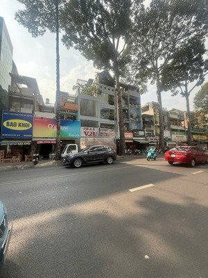 đắc địa! bán gấp mt ngô gia tự - ngang 16m - dt 370m² - không có căn thứ 2 - 