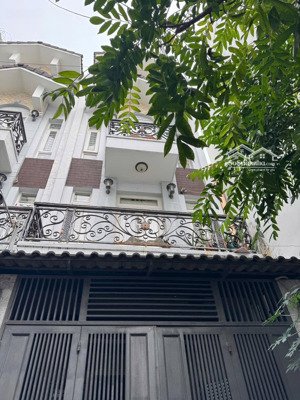 chủ ngộp bank bán nhanh nhà 4 tầng. 79m2, ngang 4.8m, chỉ 9.6 tỷ, lê văn thọ gv.