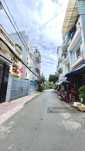 nhà cũ tiện xây mới ngay kdc nam long, kế hxh, 6.6m x 10m, xd cao tầng, nhỉnh 4 tỷ