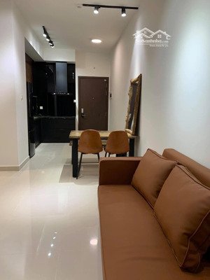 chính chủ thiện chí bán 2pn 5.150ty full nội thất -tháp trung tâm -view sông