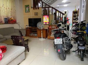 bán nhà riêng tại hoàng hoa thám, 9,8 tỷ, 67 m2, giá siêu hời, uy tín