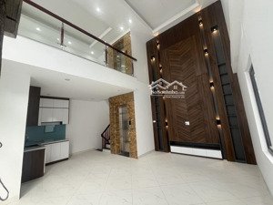 hiếm ! siêu phẩm 7t #tây_hồ thang máy chỉ 12.95tỷ hàng xóm cap #tây_hồ khu vực phát triển bâc nhât