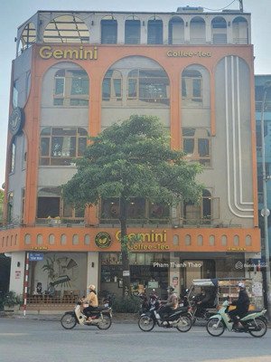 cho thuê mbkd xuân thủy, 130m2x5 tầng, mt 5m gần 5 trường đại học,vị trí vàng kd gì cũng phù hợp