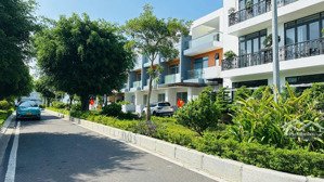 bán biệt thự the capella nha trang vận hành quản lý chuẩn singapore, 10 tỷ, 100m2, 3pn, 4wc, hot!