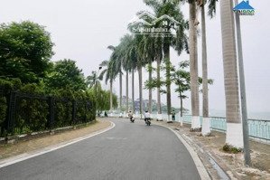 tây hồ - ngõ thông-gần phố - mặt tiền 4,2m-nhỉnh 7 tỷ sở hữu 35m thuỵ khuê .