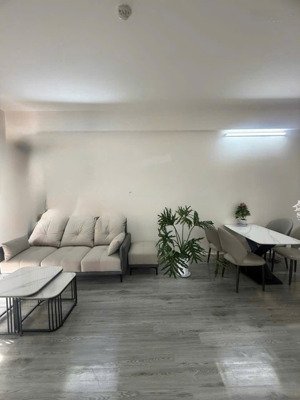 bán căn hộ hoàng quân tòa thương mại a2, nha trang 2pn, sổ hồng sẵn giá tốt chỉ 1,89 tỷ bớt lộc