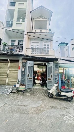 bán nhà 4 tầng ngay chợ tân hương đường 8m sát mặt tiền 80m giá chỉ 9.x tỷ