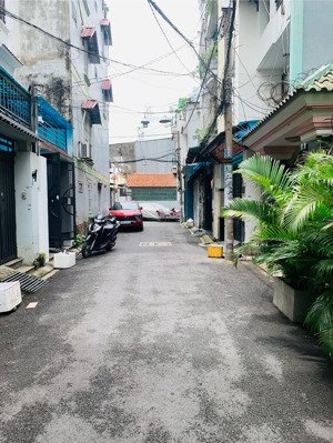 siêu phẩm khu trung tâm, dtsd 197m2, phan huy ích, đường 8m