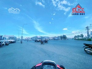 xt111 bán nhà xưởng đang sản xuất , mt quốc lộ 1a không cấm xe cont ngày,đêm di chuyển hàng hoá