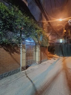 phân lô quân đội ô tô đỗ cửa bán đất tặng nhà nguyễn ngọc nại, 77m², mt 7m xây ccmn siêu đỉnh