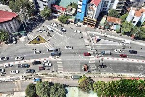 chính chủ cần bàn nhà phân lô - tây hồ. ô tô tránh - mặt tiền quyền lực. giá 35 tỷ.