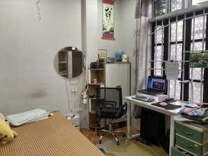 cho học sinh sinh viên thuê phòng ở cùng gia đình tại 823 đường hồng hà