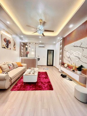 bán nhà phân lô cán bộ thái hà 40m 5 tầng gara ô tô thang máy