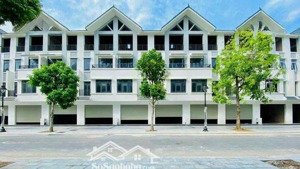bán gấp liền kề đường 12m khu đông dương dự án hinode royal park. dt 100m2, giá 16,2 tỷ. 